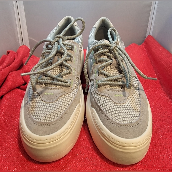 UGG Marlin Mega Lace Greyhound Platform Sneakers Size 7 US - Picture 2 of 12